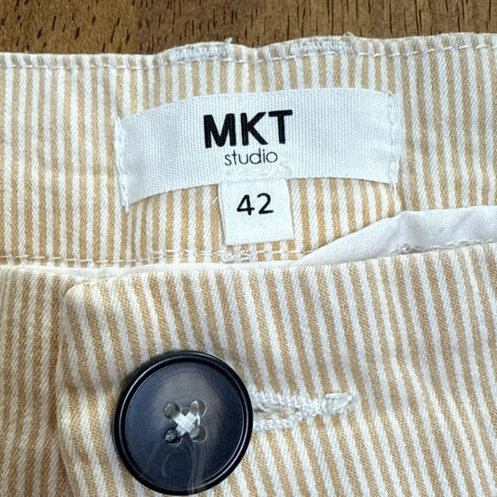 MKT‎ Studio Pinstripe Pants Size 10 US NWT Pale Yellow White Lightweight